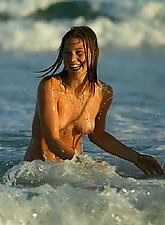 Amateur Whore photo 6 of 10