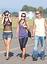Spandex Voyeur photo 4 of 8