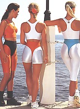 Spandex Voyeur photo 4 of 8