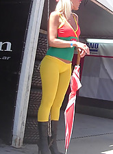 Spandex Voyeur photo 7 of 8