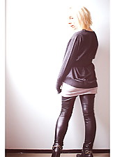 Spandex Voyeur photo 2 of 8