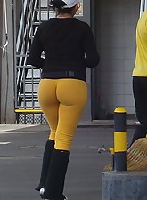 Spandex Voyeur photo 3 of 8