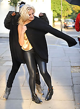 Spandex Voyeur photo 4 of 6