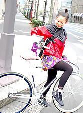 Spandex Voyeur photo 5 of 8