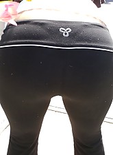Spandex Voyeur photo 7 of 8