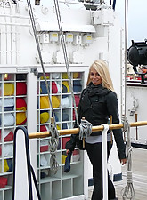 Spandex Voyeur photo 3 of 8