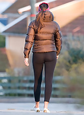 Spandex Voyeur photo 5 of 7