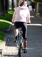 Spandex Voyeur photo 6 of 8
