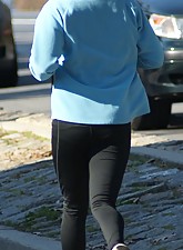 Spandex Voyeur photo 2 of 8