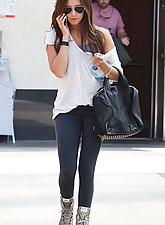 Spandex Voyeur photo 4 of 8