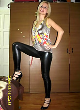 Spandex Voyeur photo 2 of 8