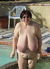 Outdoor BBW photo 1 of 8