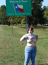 Outdoor BBW photo 2 of 8